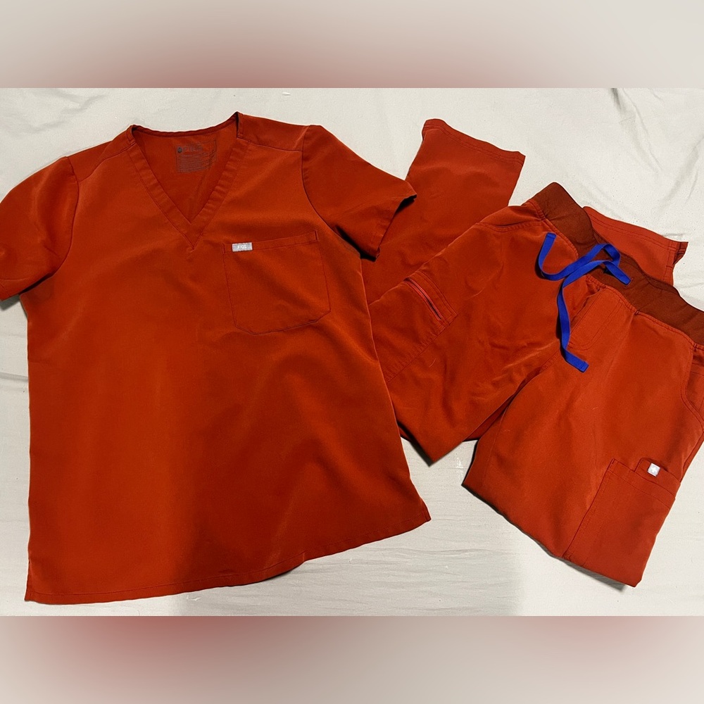 Women’s Figs set